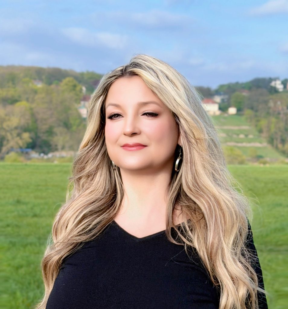Jana Tschitschke, zuständig für Marketing und PR bei Combo Entertainment